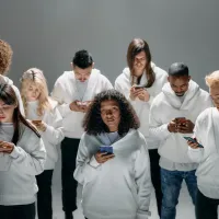 7 Alasan Kamu Harus Membatasi Screen Time Sekarang Juga!