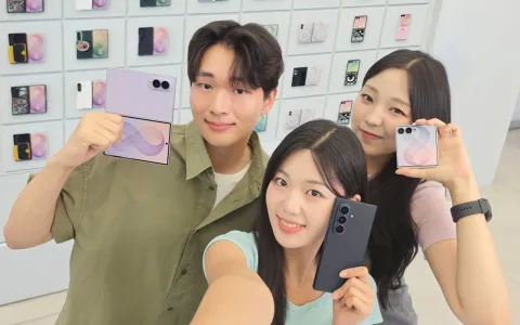Desain iPhone Dianggap Usang, Galaxy Z Fold 8 Justru Jadi Primadona Gen Z Korea