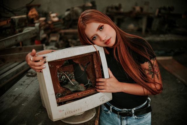 barang elektronik rusak